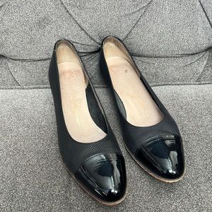Salvatore Ferragmo Womens Black Leather Cap Toe Classic Pumps Size 8 3A Patent